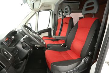 Voertuigafbeelding 12