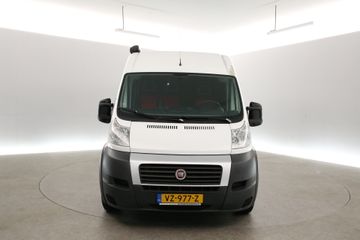 Voertuigafbeelding 9