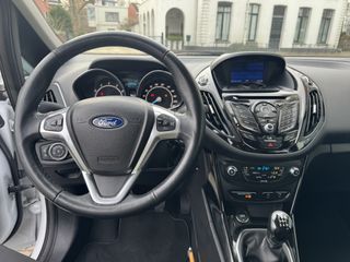 Voertuigafbeelding 15