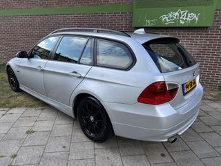 Voertuigafbeelding 16