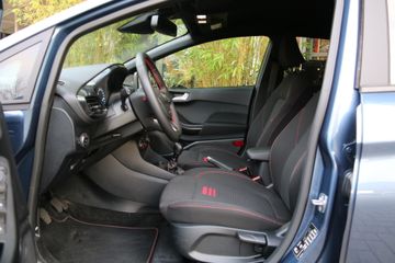 Voertuigafbeelding 4