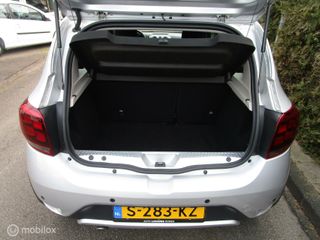 Voertuigafbeelding 8