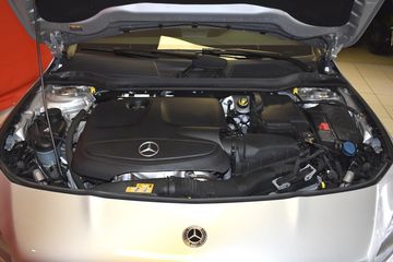 Voertuigafbeelding 8