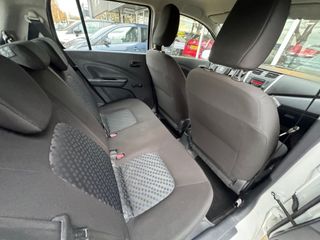 Voertuigafbeelding 7