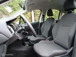 Voertuigafbeelding 6