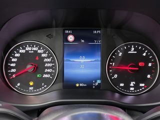 Voertuigafbeelding 8