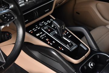 Voertuigafbeelding 18