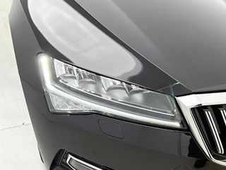 Voertuigafbeelding 23