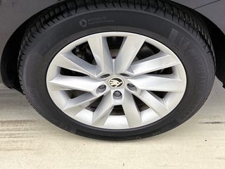 Voertuigafbeelding 32