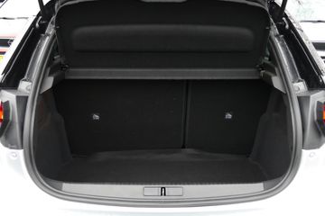 Voertuigafbeelding 12