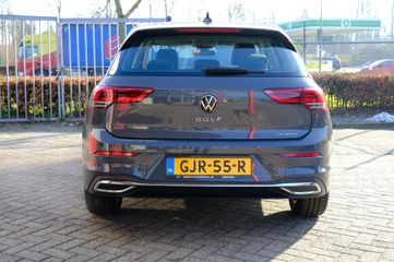 Voertuigafbeelding 7