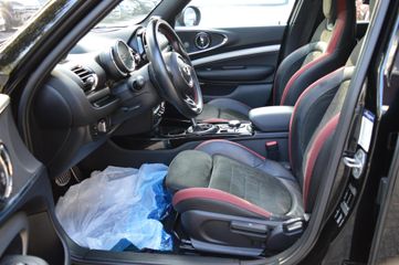 Voertuigafbeelding 8