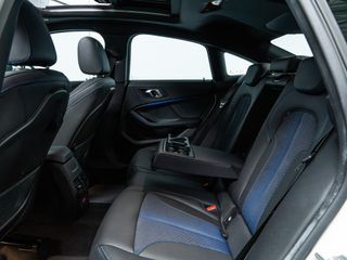 Voertuigafbeelding 26