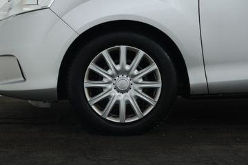 Voertuigafbeelding 6