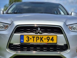 Voertuigafbeelding 4