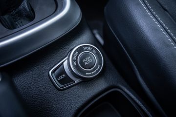 Voertuigafbeelding 18