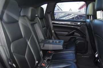 Voertuigafbeelding 8