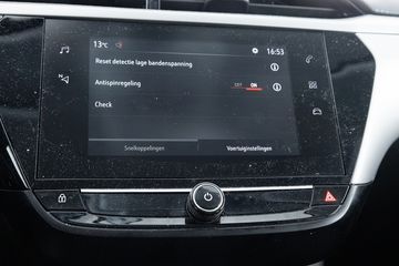 Voertuigafbeelding 9