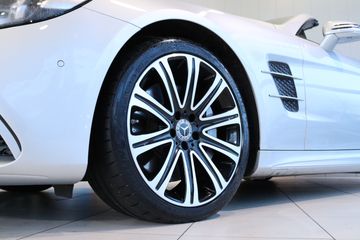 Voertuigafbeelding 6