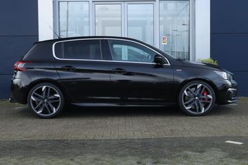 Voertuigafbeelding 12