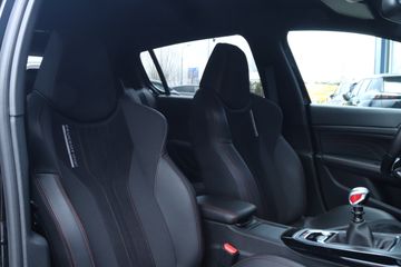 Voertuigafbeelding 2