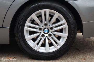 Voertuigafbeelding 30