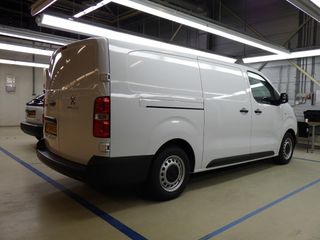 Voertuigafbeelding 3