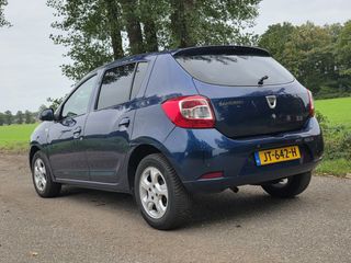 Voertuigafbeelding 8