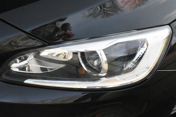 Voertuigafbeelding 7