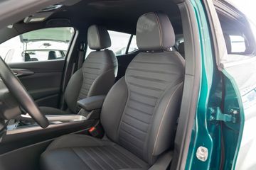 Voertuigafbeelding 12