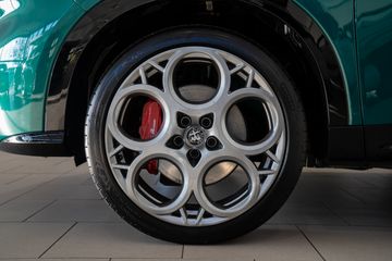 Voertuigafbeelding 3