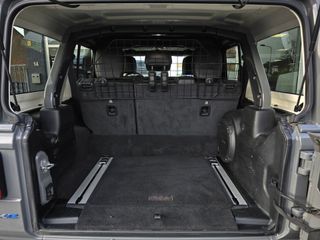 Voertuigafbeelding 36