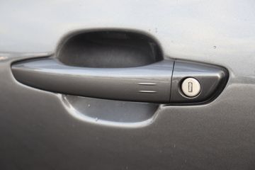 Voertuigafbeelding 13