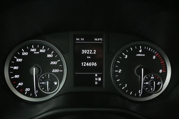 Voertuigafbeelding 12