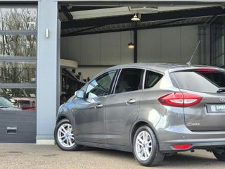 Voertuigafbeelding 7