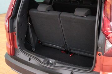 Voertuigafbeelding 6