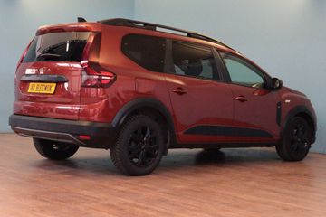 Voertuigafbeelding 8