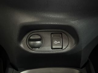 Voertuigafbeelding 25