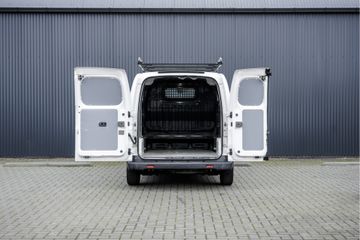 Voertuigafbeelding 8