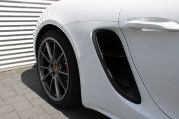 Voertuigafbeelding 13