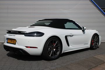 Voertuigafbeelding 16