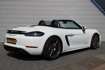 Voertuigafbeelding 17