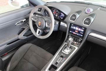 Voertuigafbeelding 6