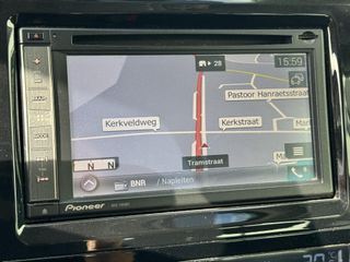 Voertuigafbeelding 6