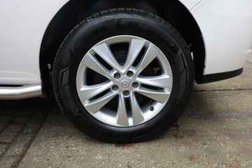 Voertuigafbeelding 16