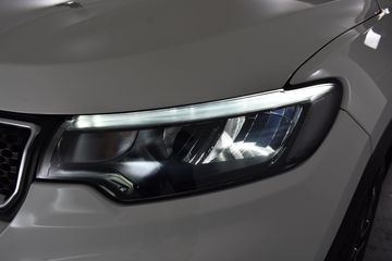 Voertuigafbeelding 19