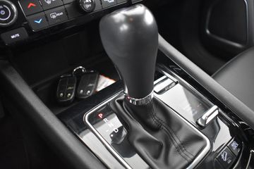 Voertuigafbeelding 32