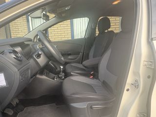 Voertuigafbeelding 17