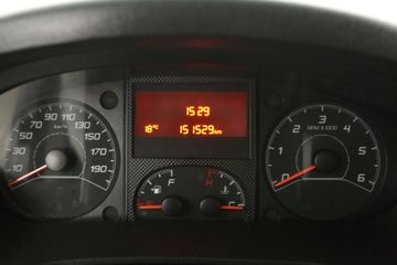 Voertuigafbeelding 13