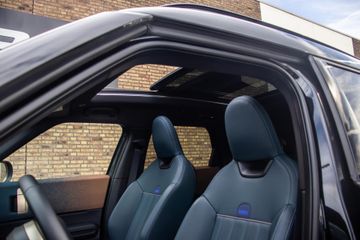 Voertuigafbeelding 11